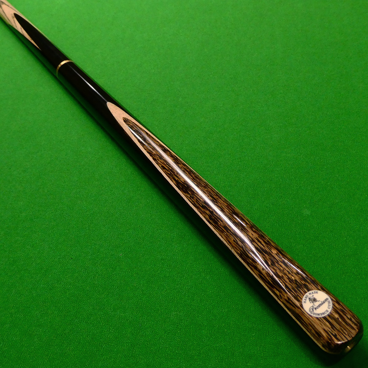3/4 Somdech Premium Snooker cue + 1 Palm wood