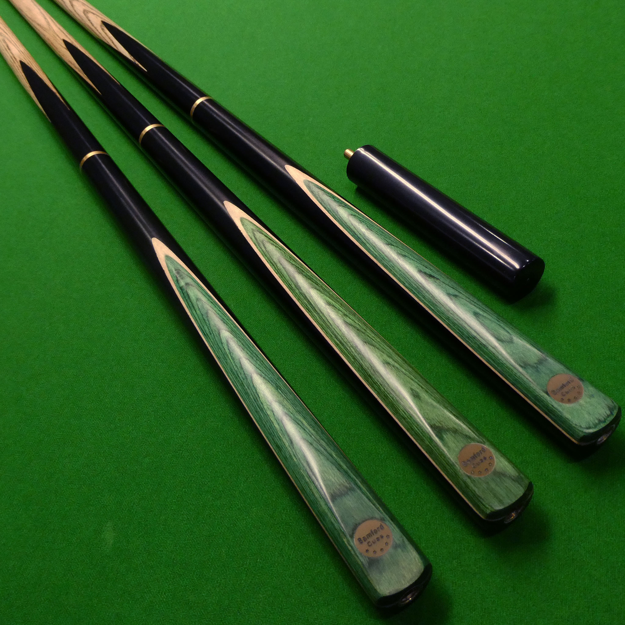 3/4 Bamford green snooker cue + 6