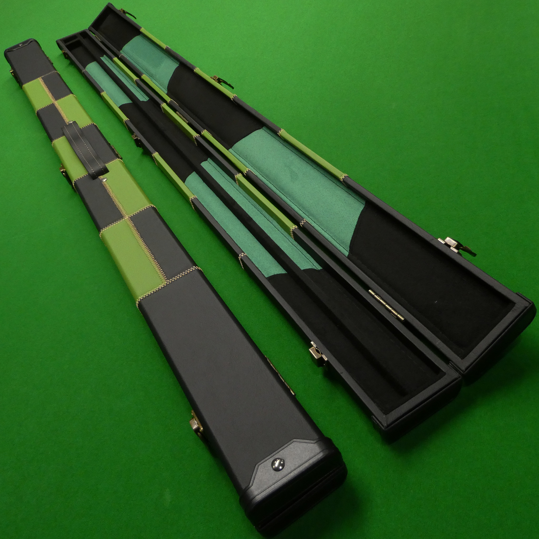 3/4 cue case Chequered Black & Green