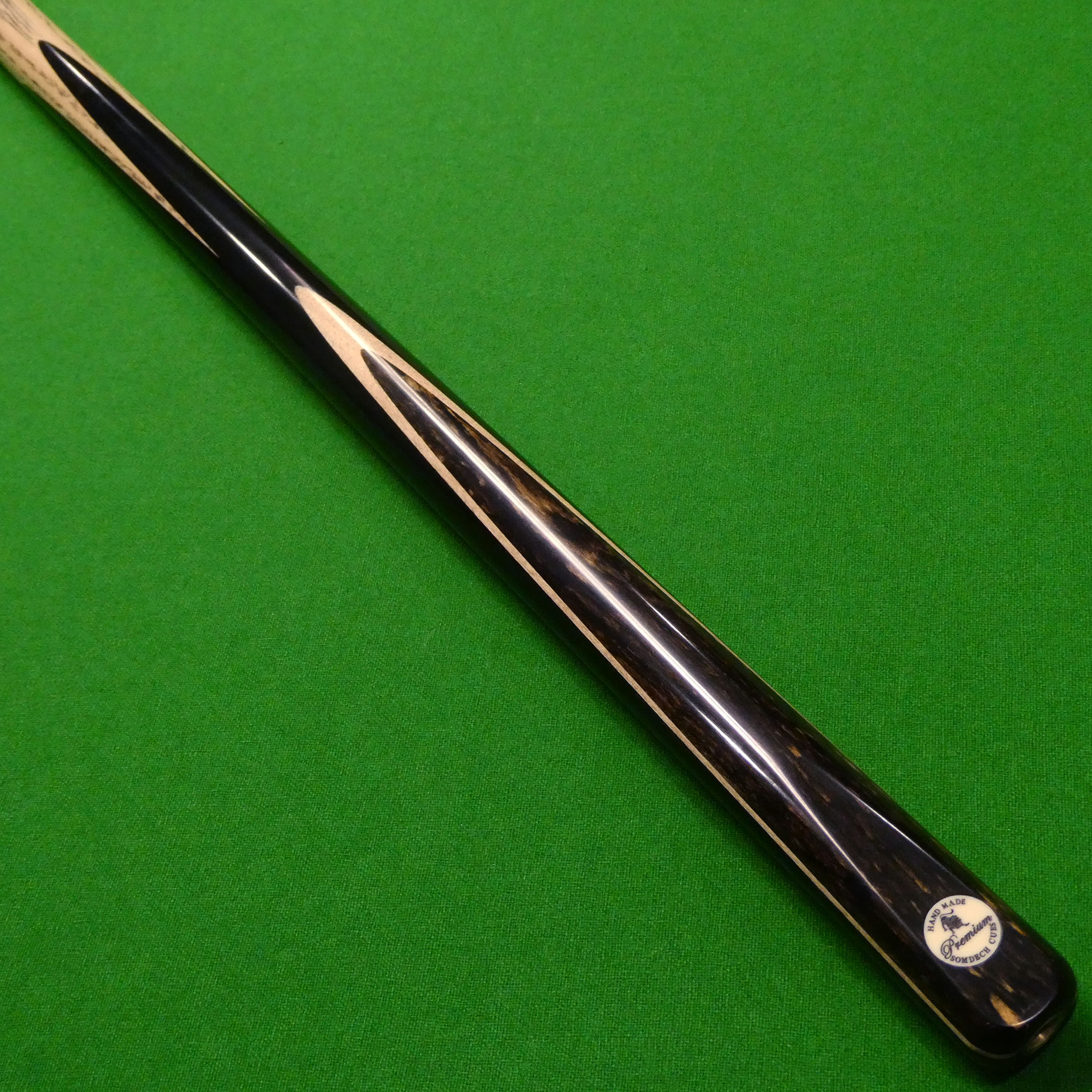 1pc Somdech Premium Snooker cue + 1 Pale Moon (A)